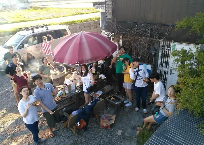 P-Dash Garden Backpackers